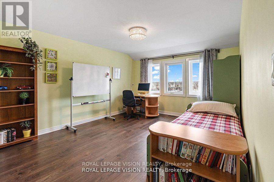 41 TREETOPS BOULEVARD - 26