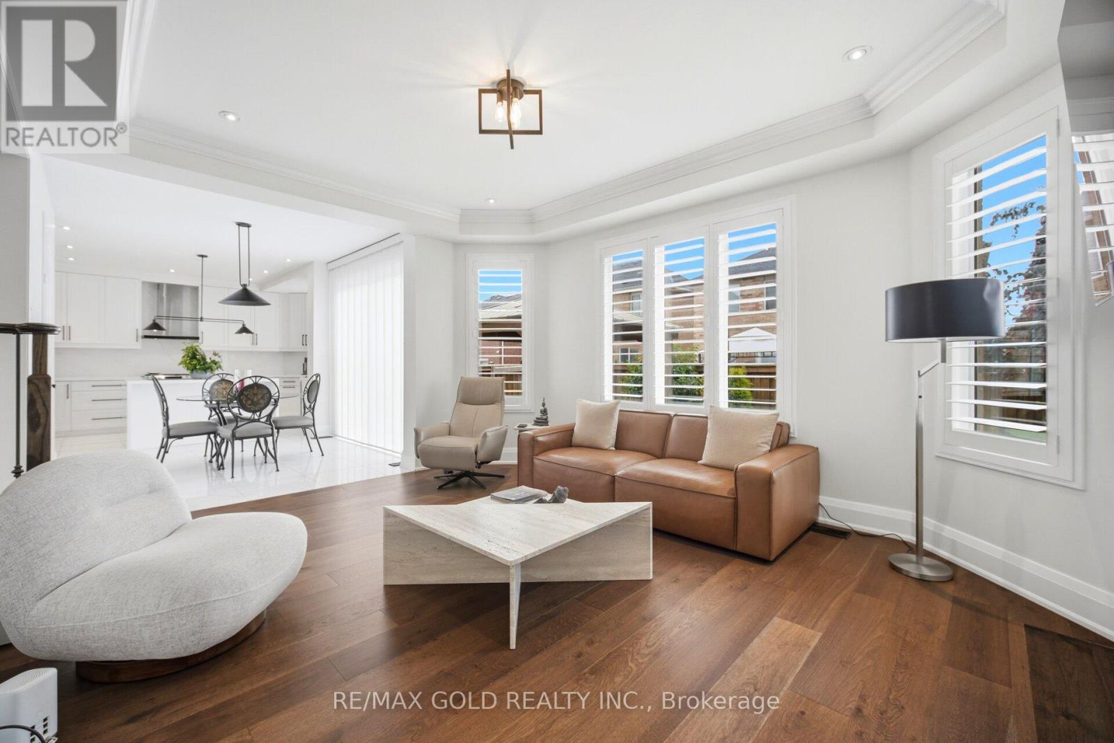 13 ALBORETO WAY - 18