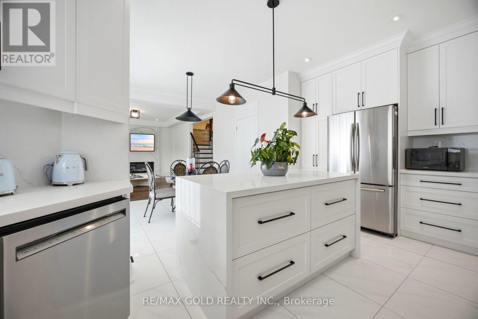 13 ALBORETO WAY - 26