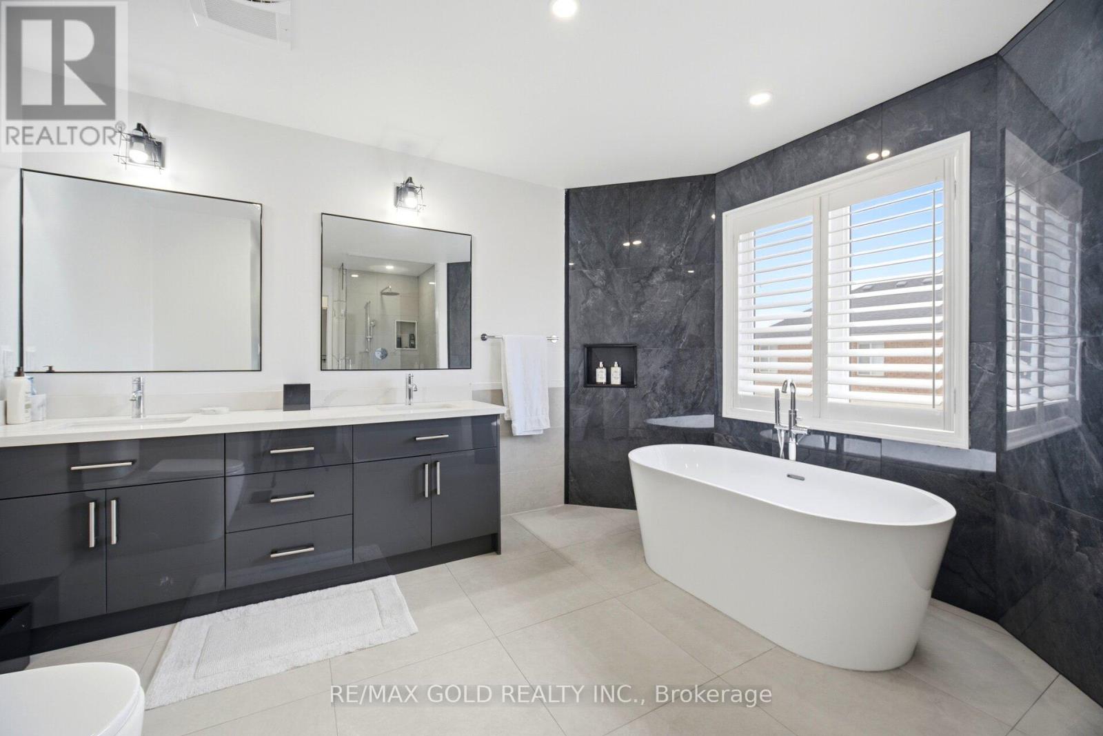 13 ALBORETO WAY - 35