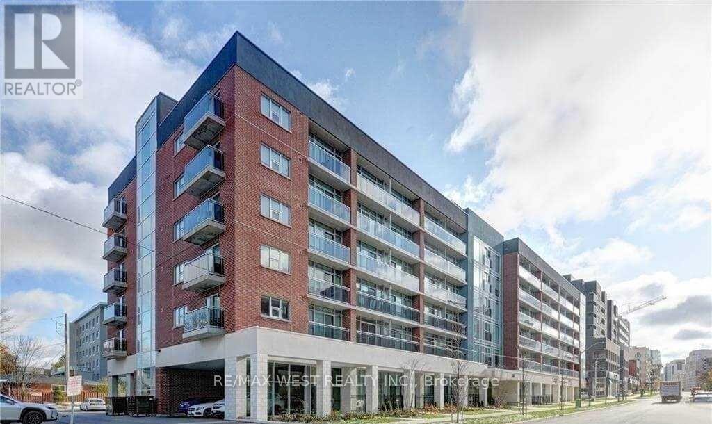 405 - 308 LESTER STREET — photo 1