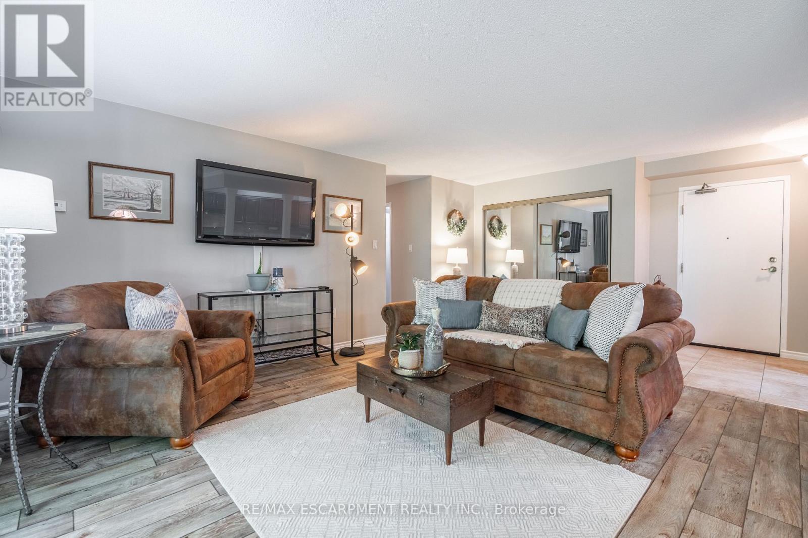 #204 966 QUEENSTON ROAD - 23