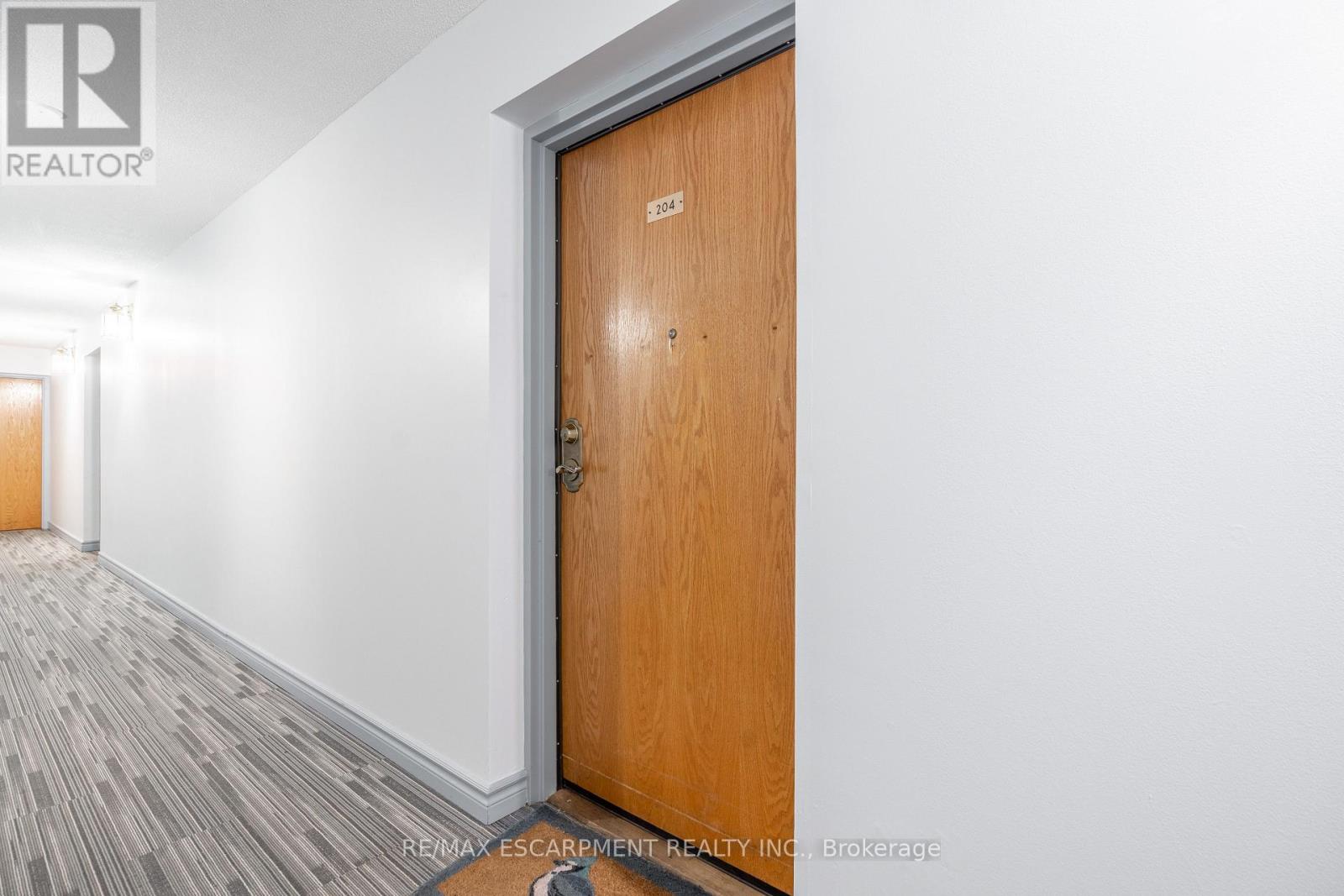 #204 966 QUEENSTON ROAD - 41