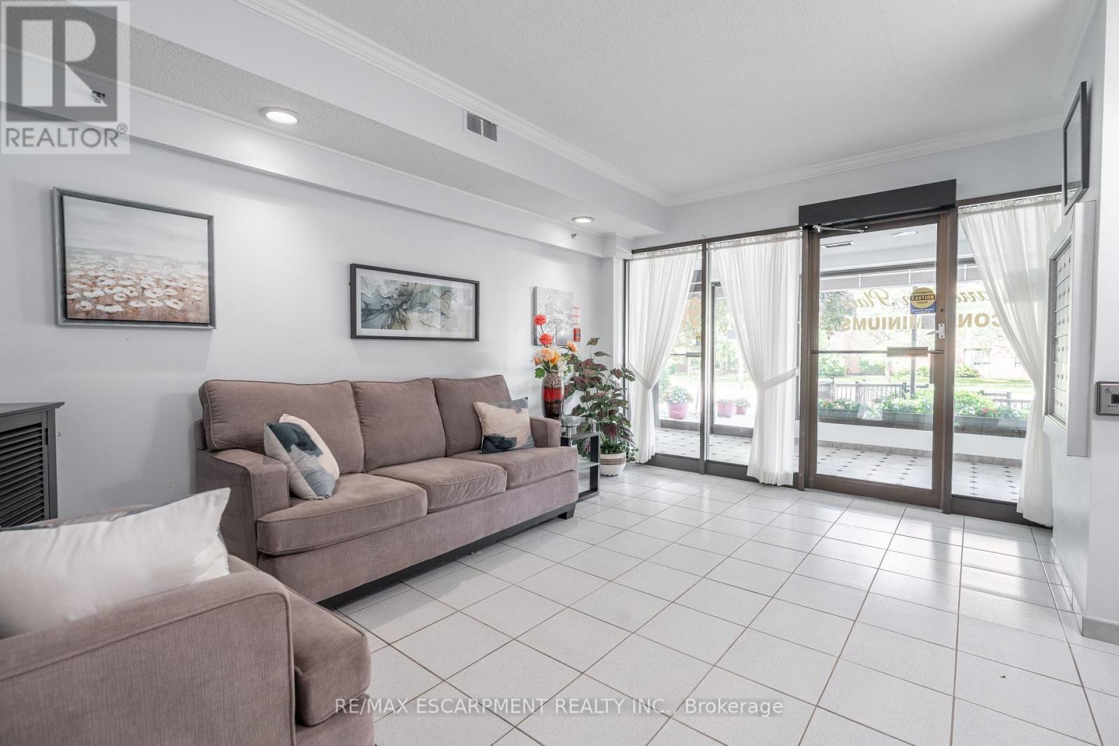 #204 966 QUEENSTON ROAD - 43