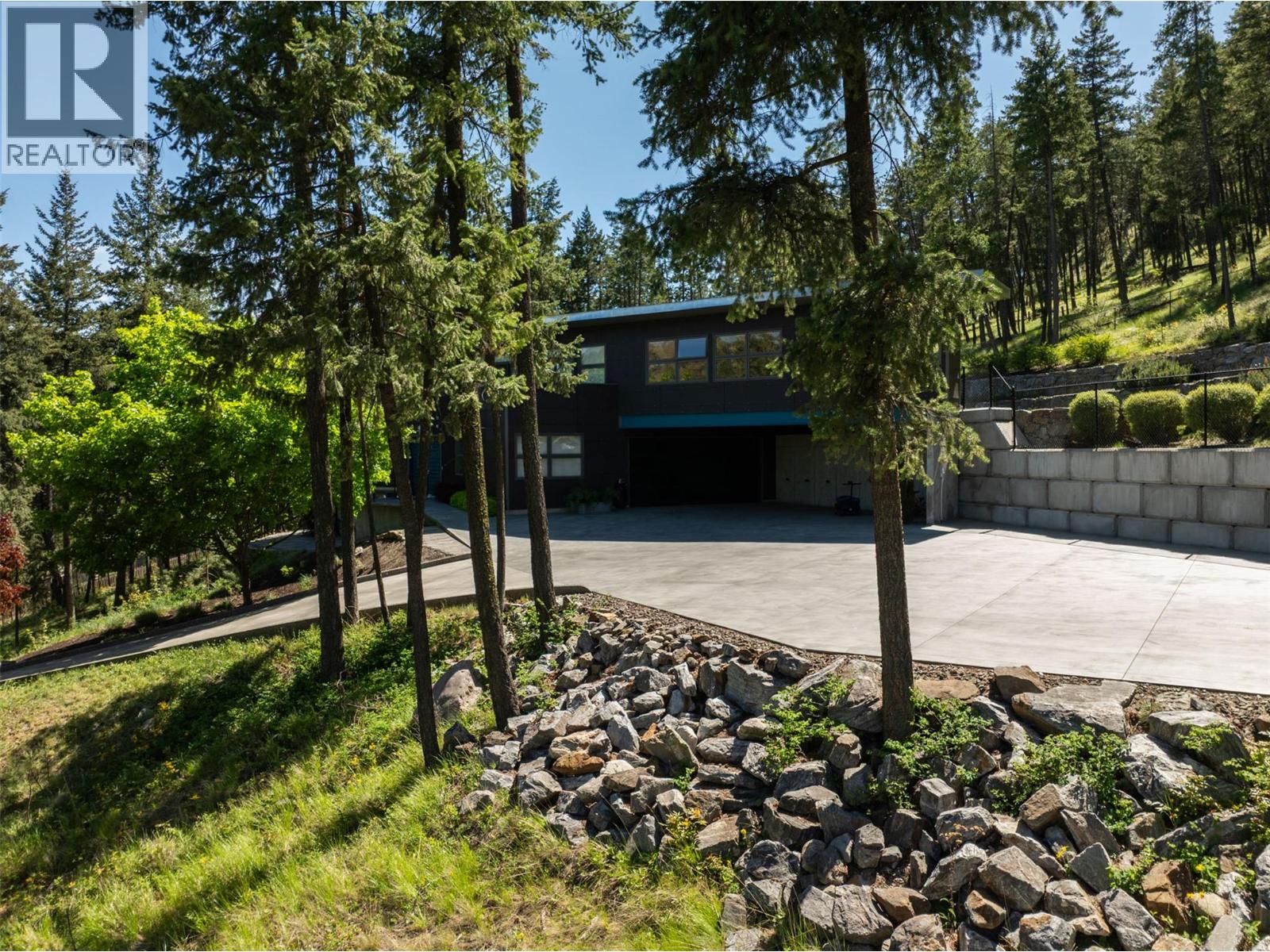 324 Clifton Road - 56