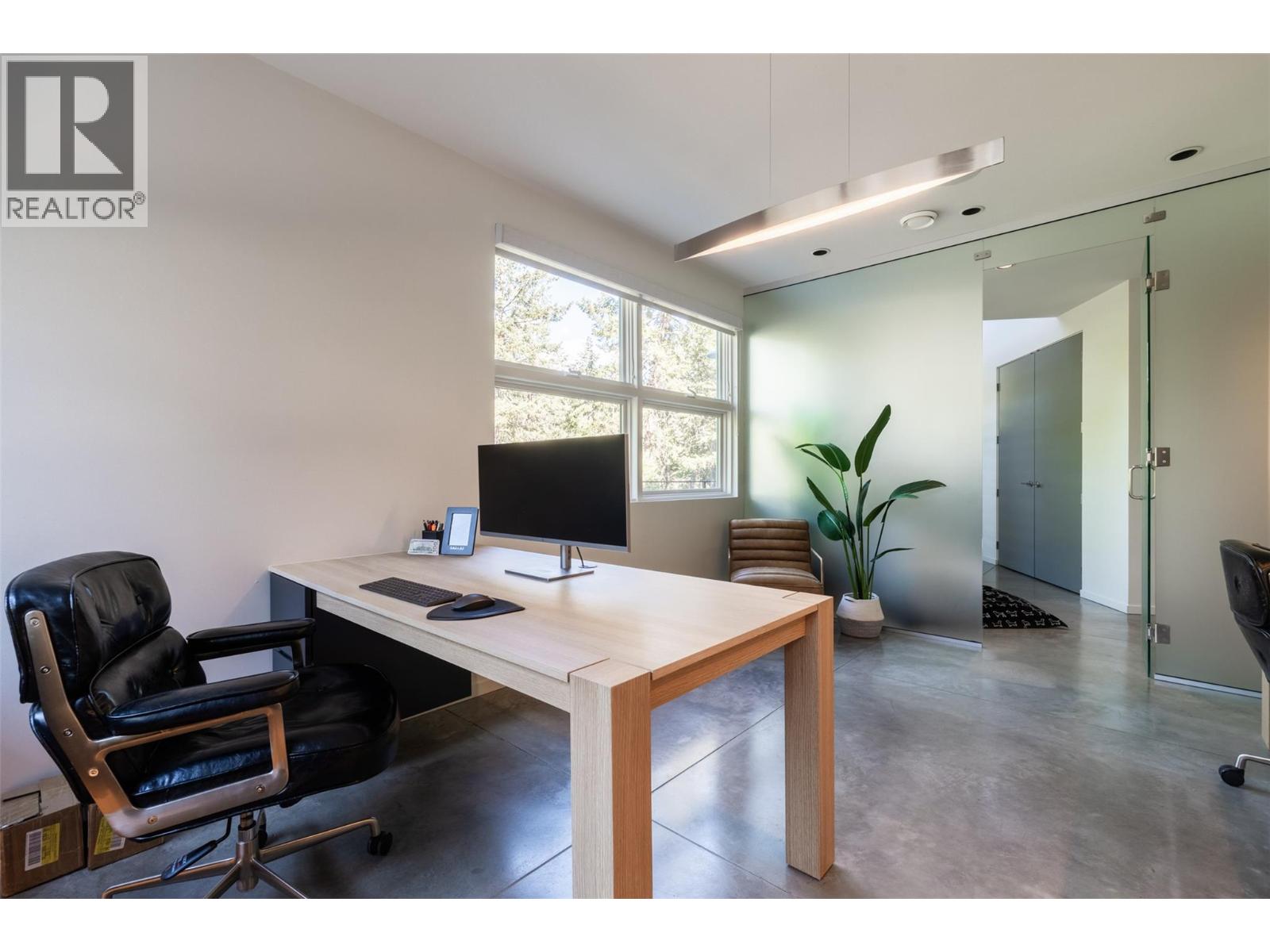 324 Clifton Road - 39