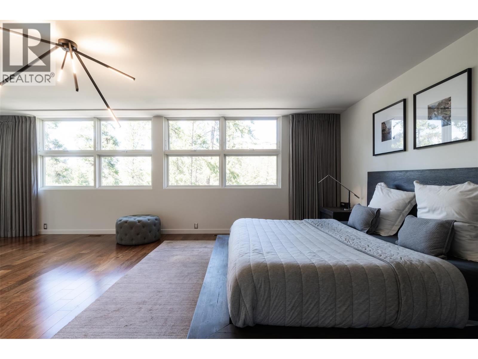 324 Clifton Road - 17