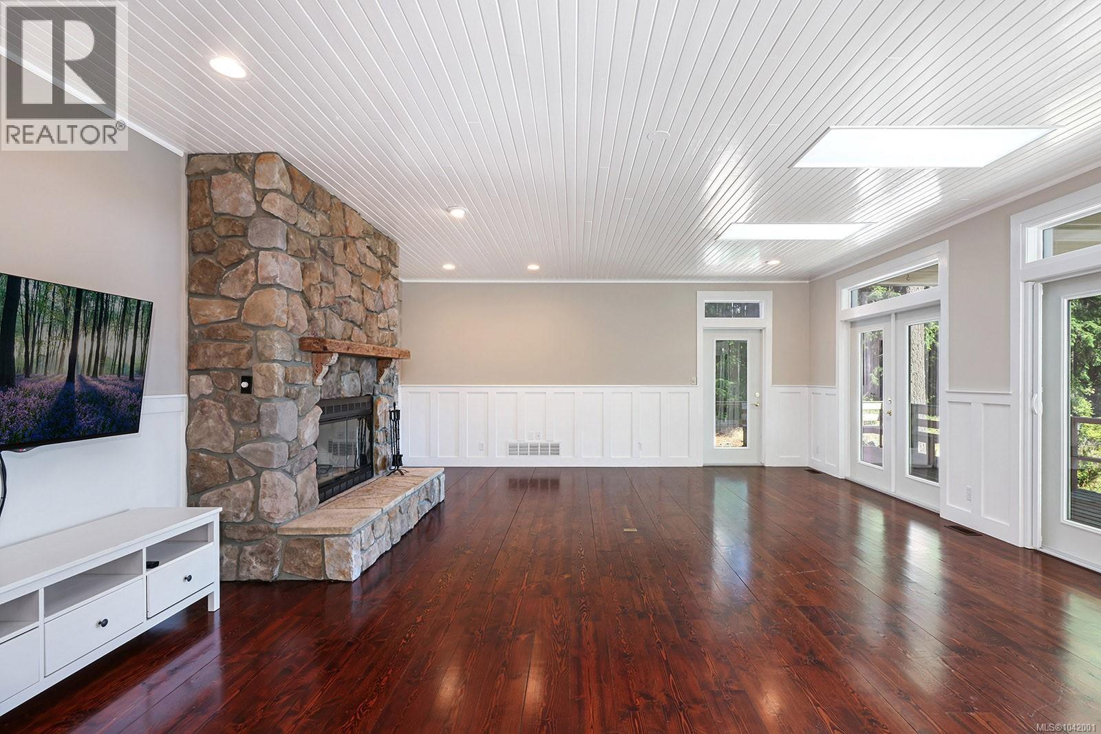 865 Gowlland Harbour Rd, Quadra Island