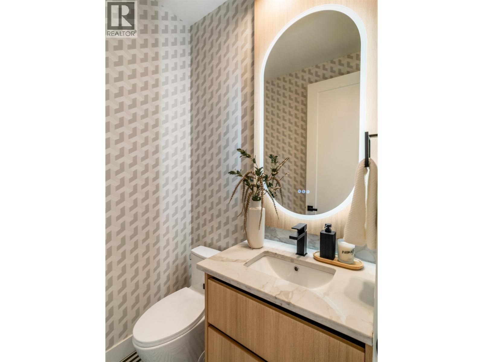 3 Bed, 3 Bath Apartment for Sale in Coquitlam – 104 359 LAVAL STREET, Coquitlam – MLS# R3094906 - Image 2