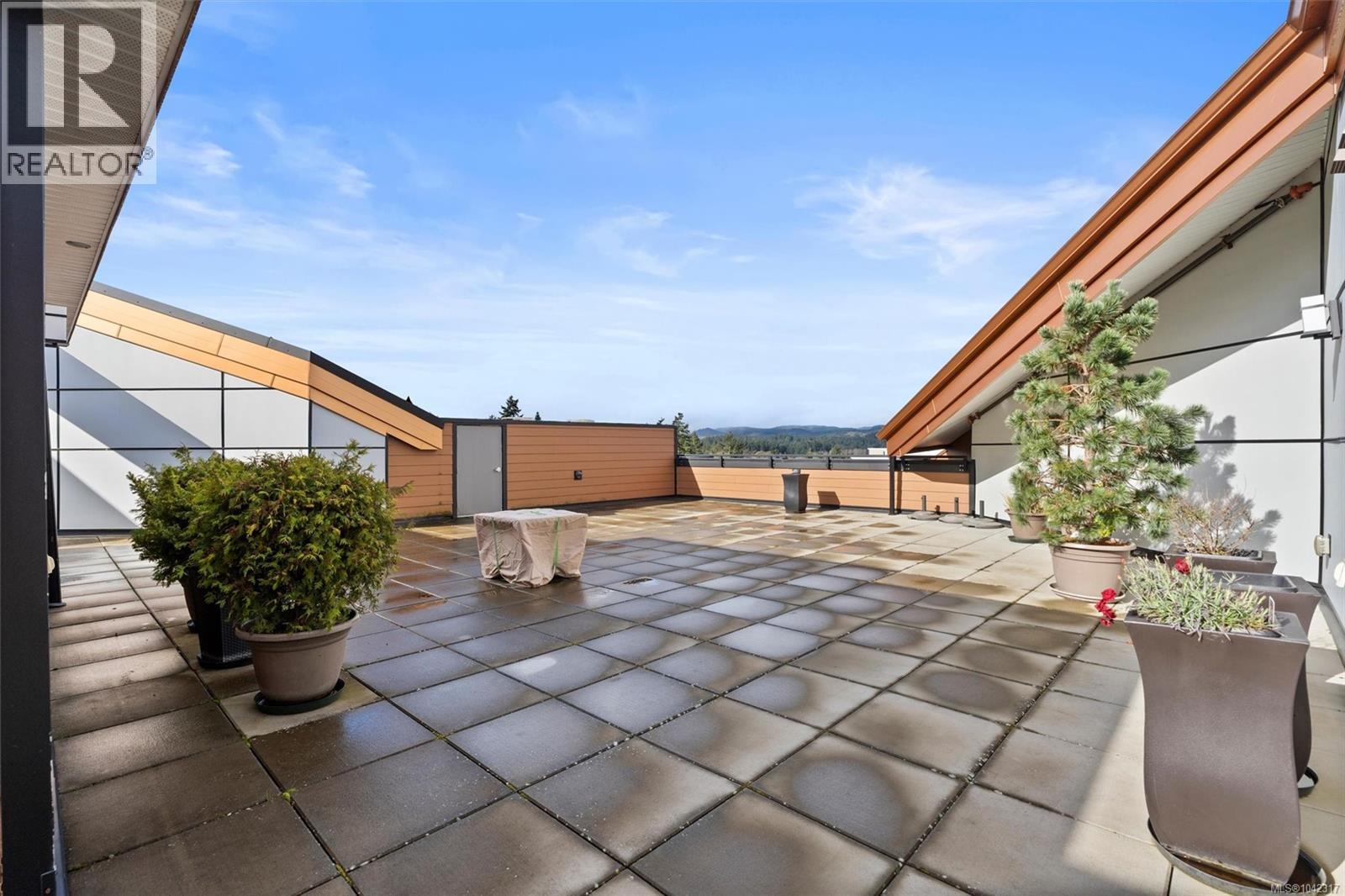 #301 747 Travino Lane - 42
