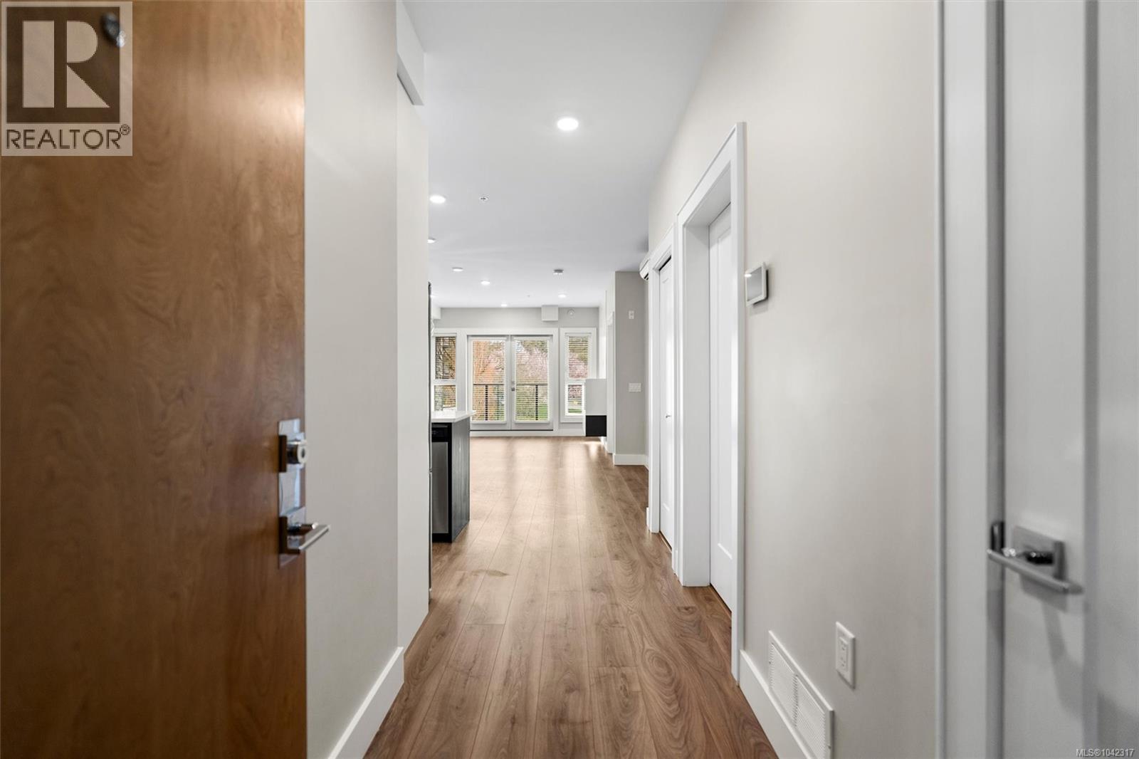 #301 747 Travino Lane - 8