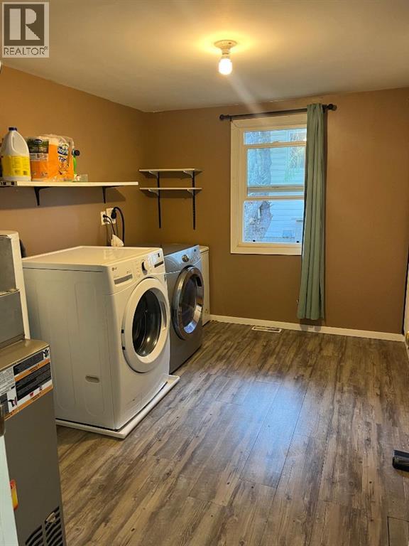 5008 48 Avenue — photo 15