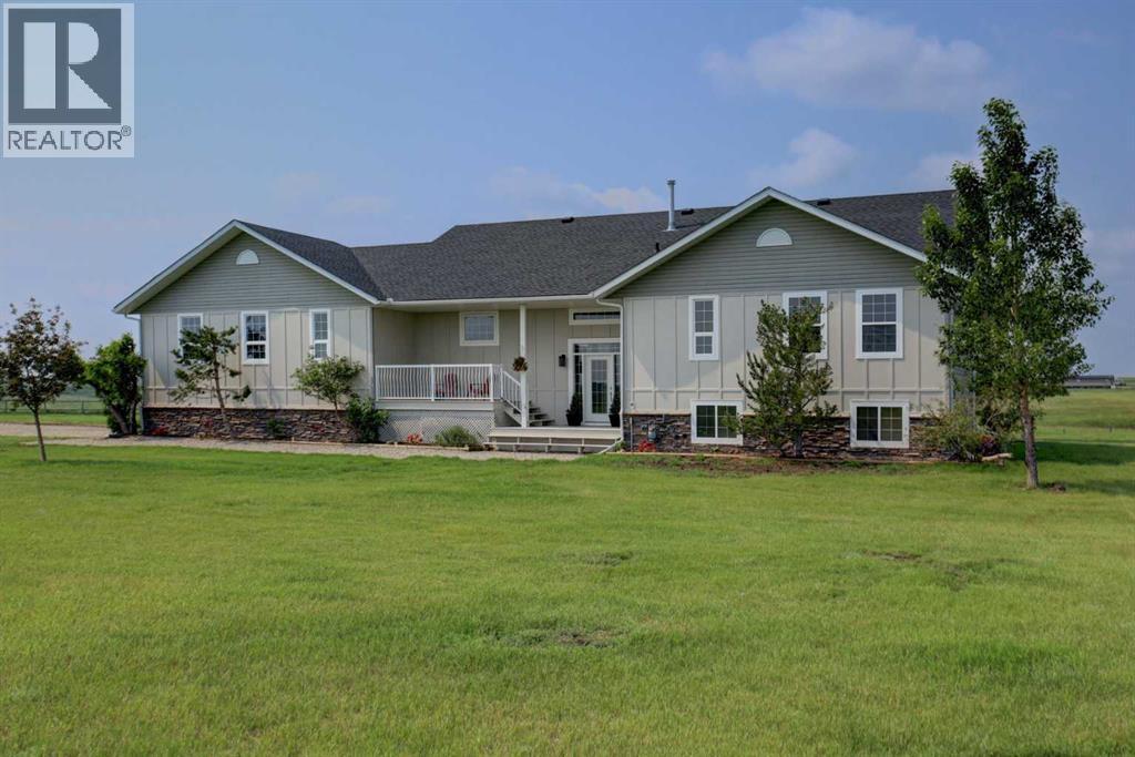 251078 Range Road 253 - photo 2