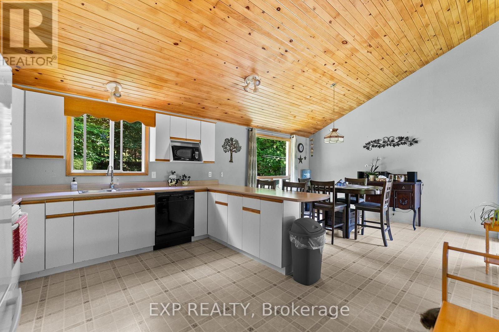 230 KARTUZY ROAD - 12