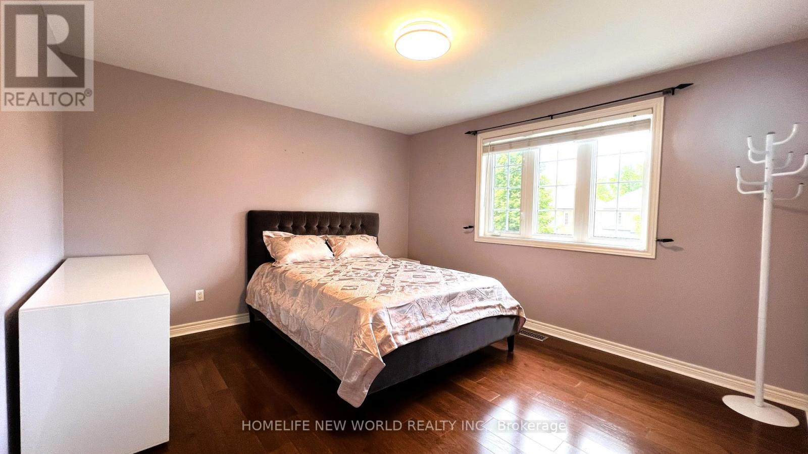 2485 BLUE HOLLY CRESCENT - 21
