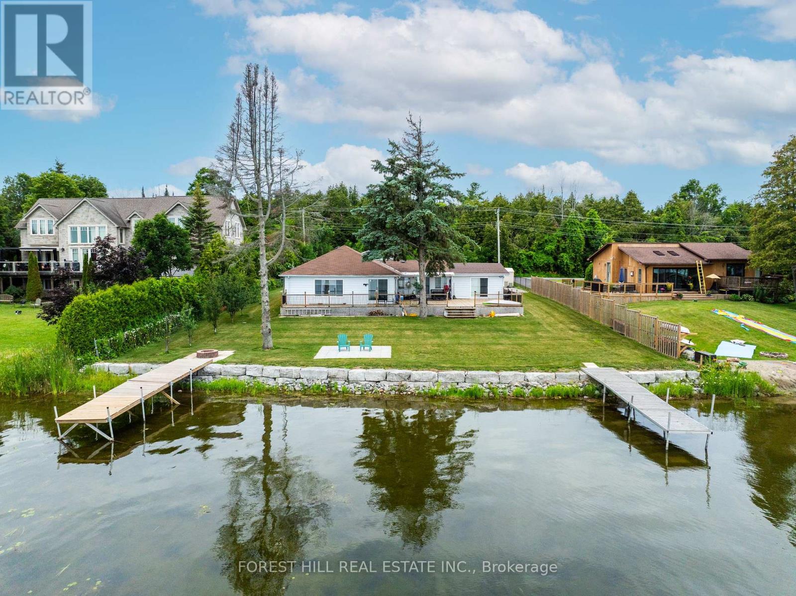 1161 CONNAUGHT DRIVE - 34