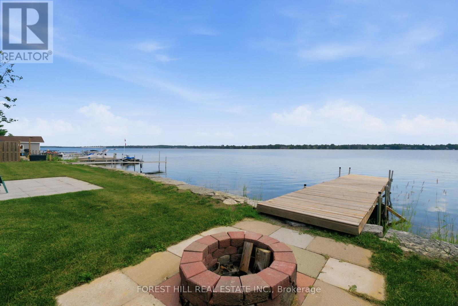 1161 CONNAUGHT DRIVE - 36