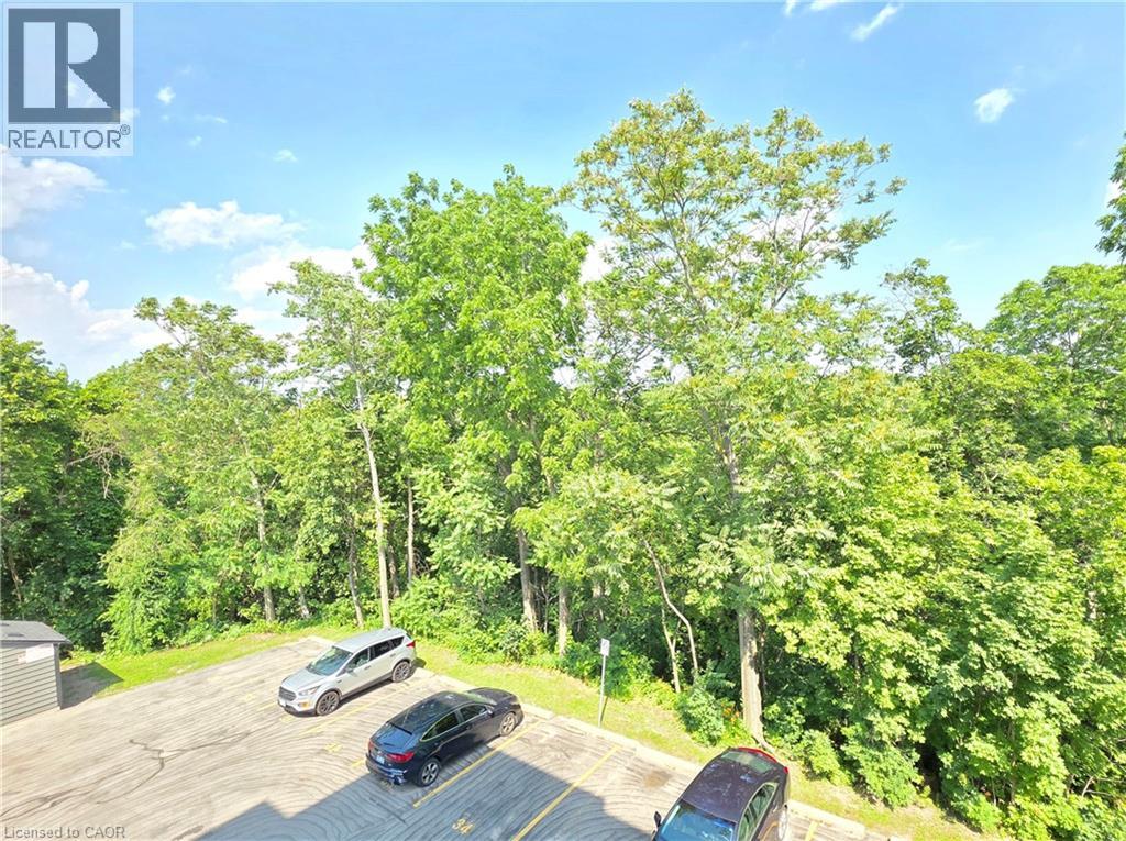 #37 2373 E KING Street E - 21