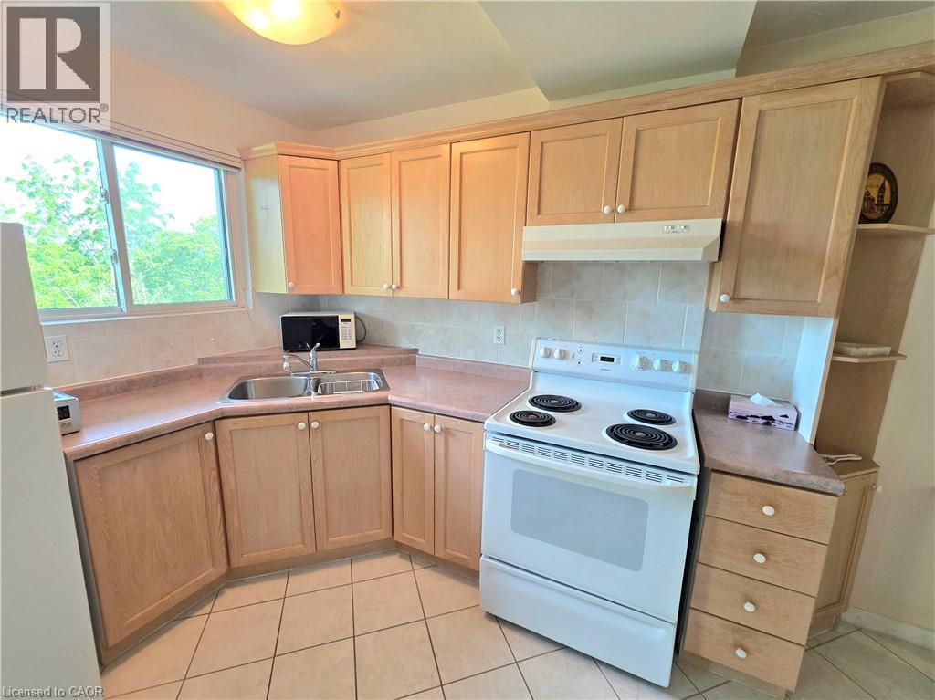 #37 2373 E KING Street E - 9