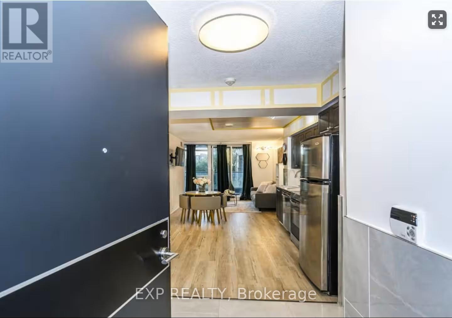 #465 209 FORT YORK BOULEVARD - 4
