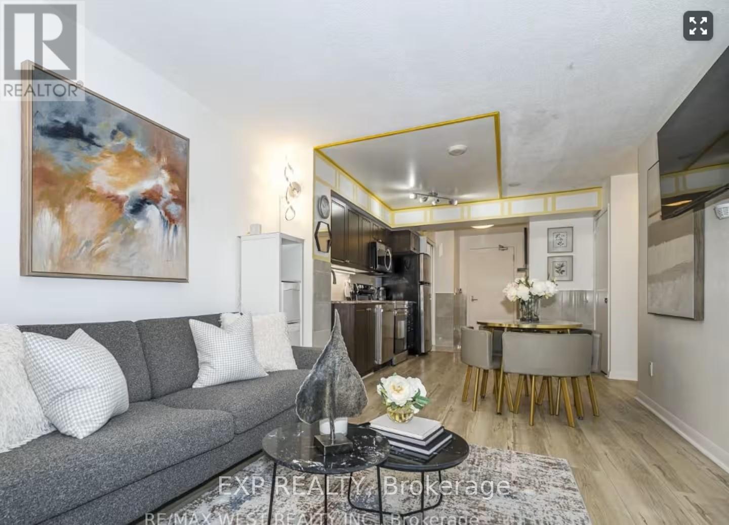 #465 209 FORT YORK BOULEVARD - 5
