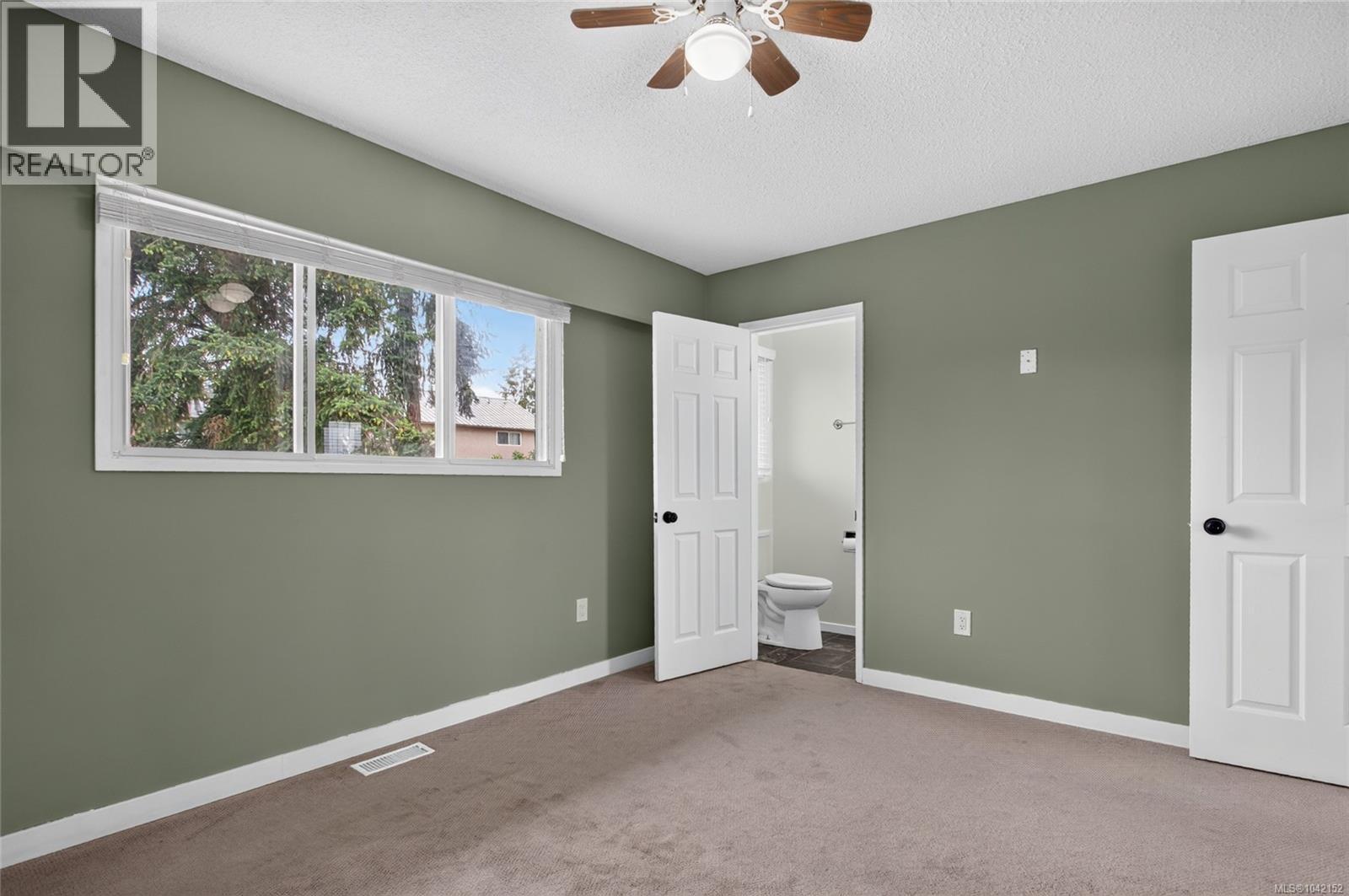 156 Moss Ave - 18
