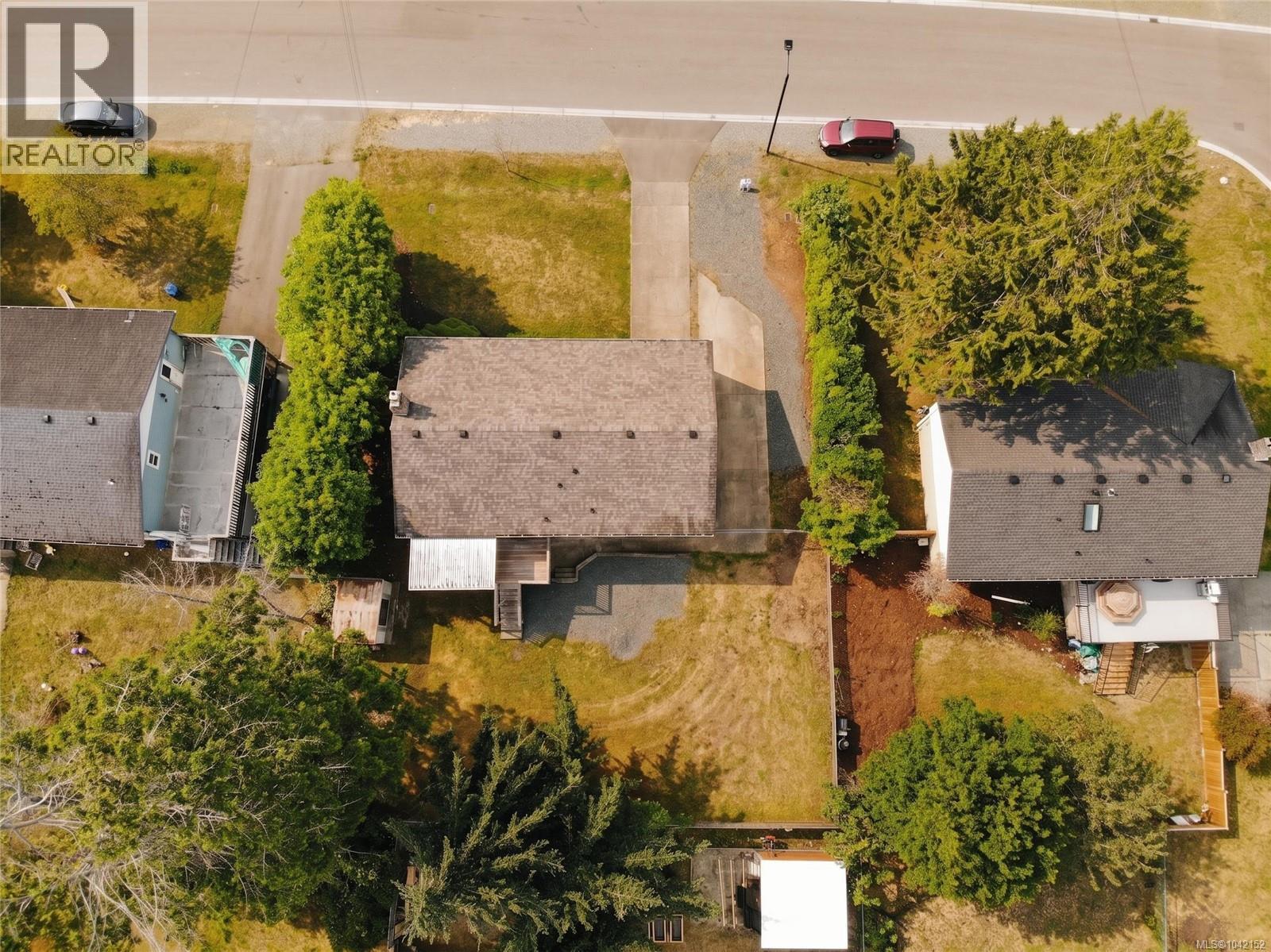 156 Moss Ave - 3