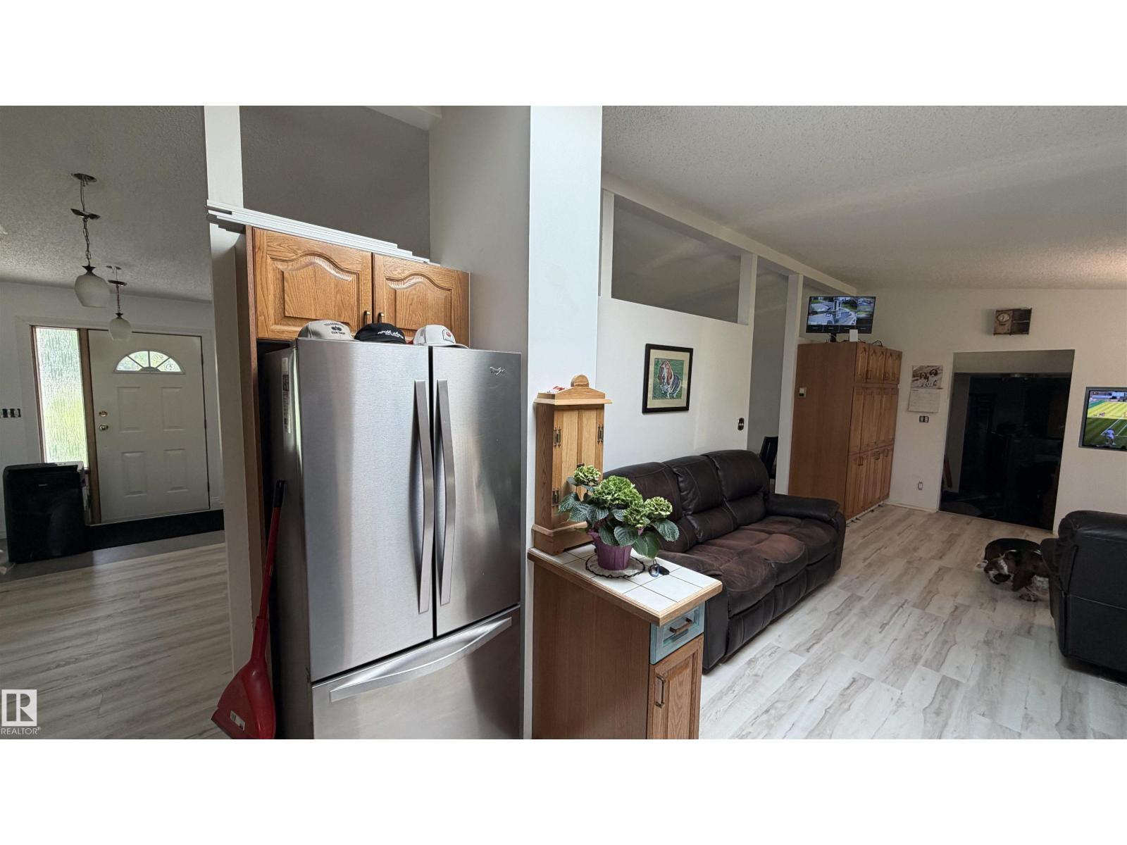 25032 Richfield RD - 40