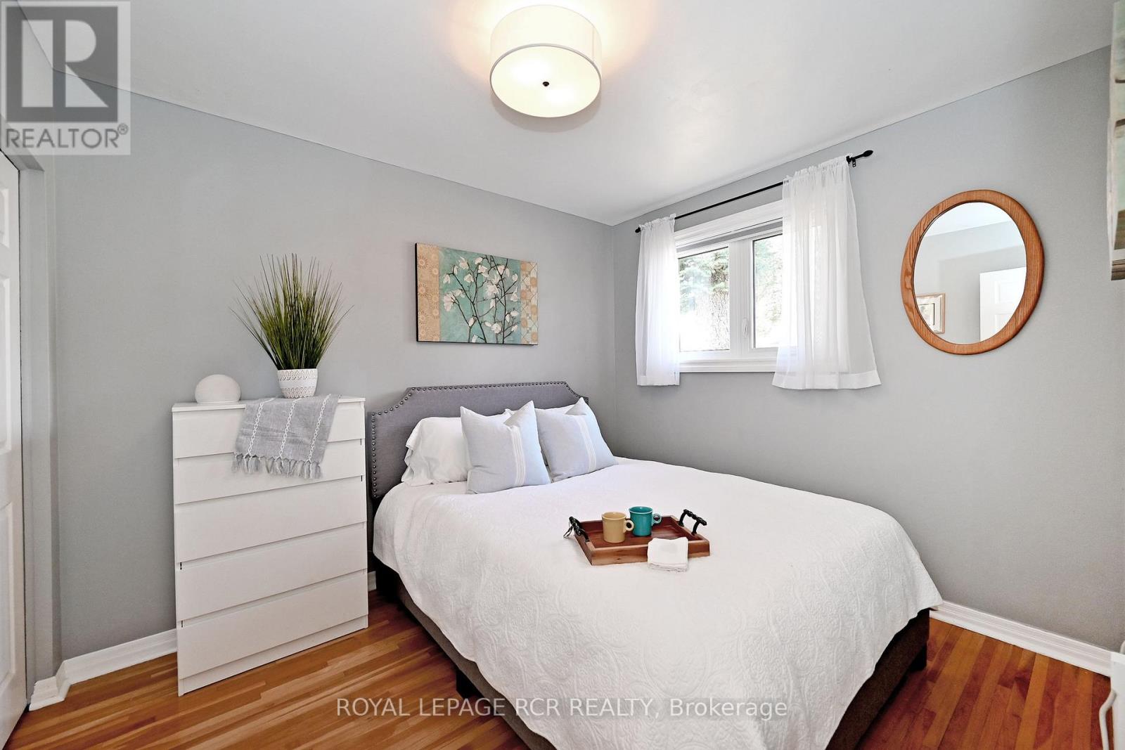 87 RICHARDSON DRIVE - 20
