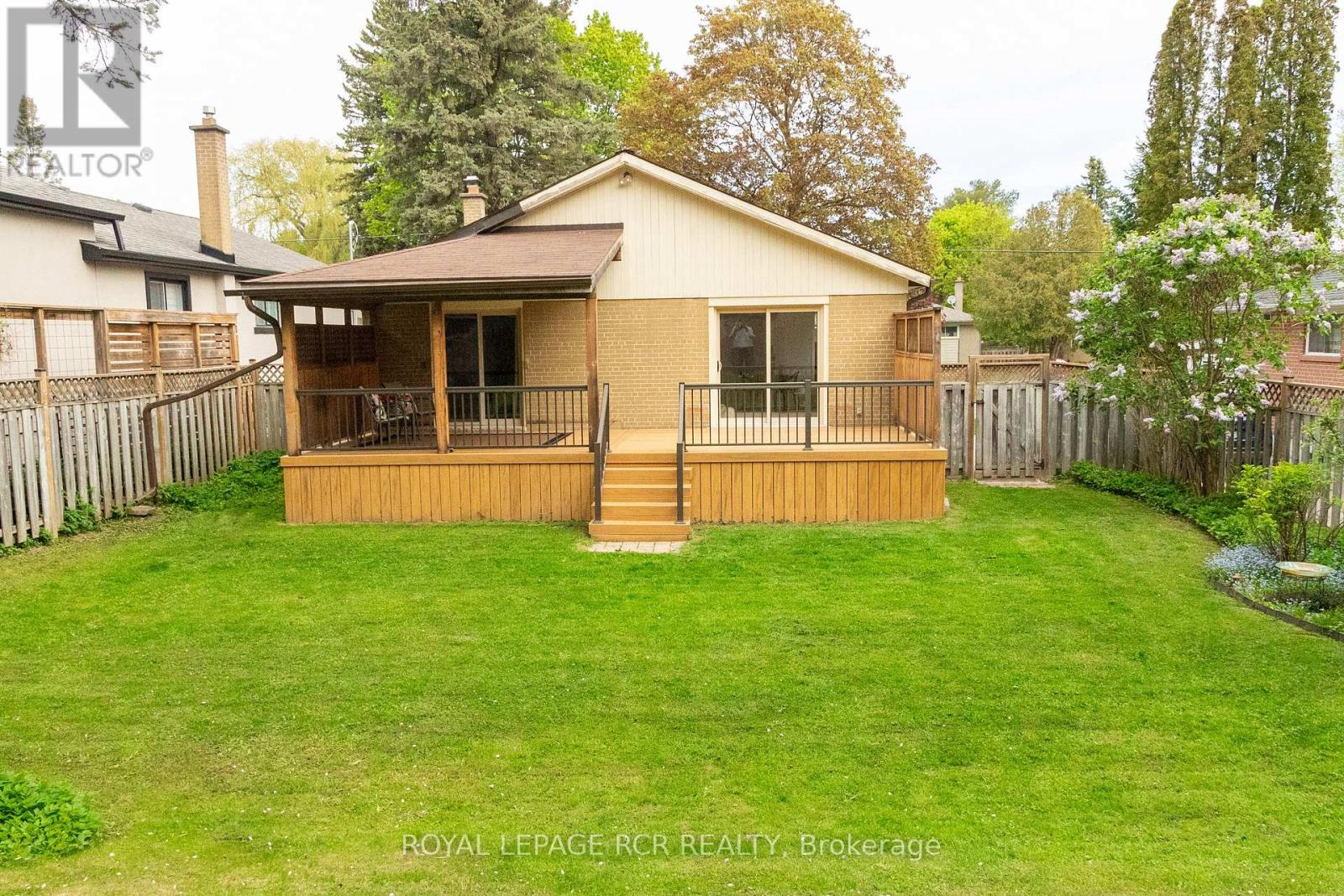 87 RICHARDSON DRIVE - 38