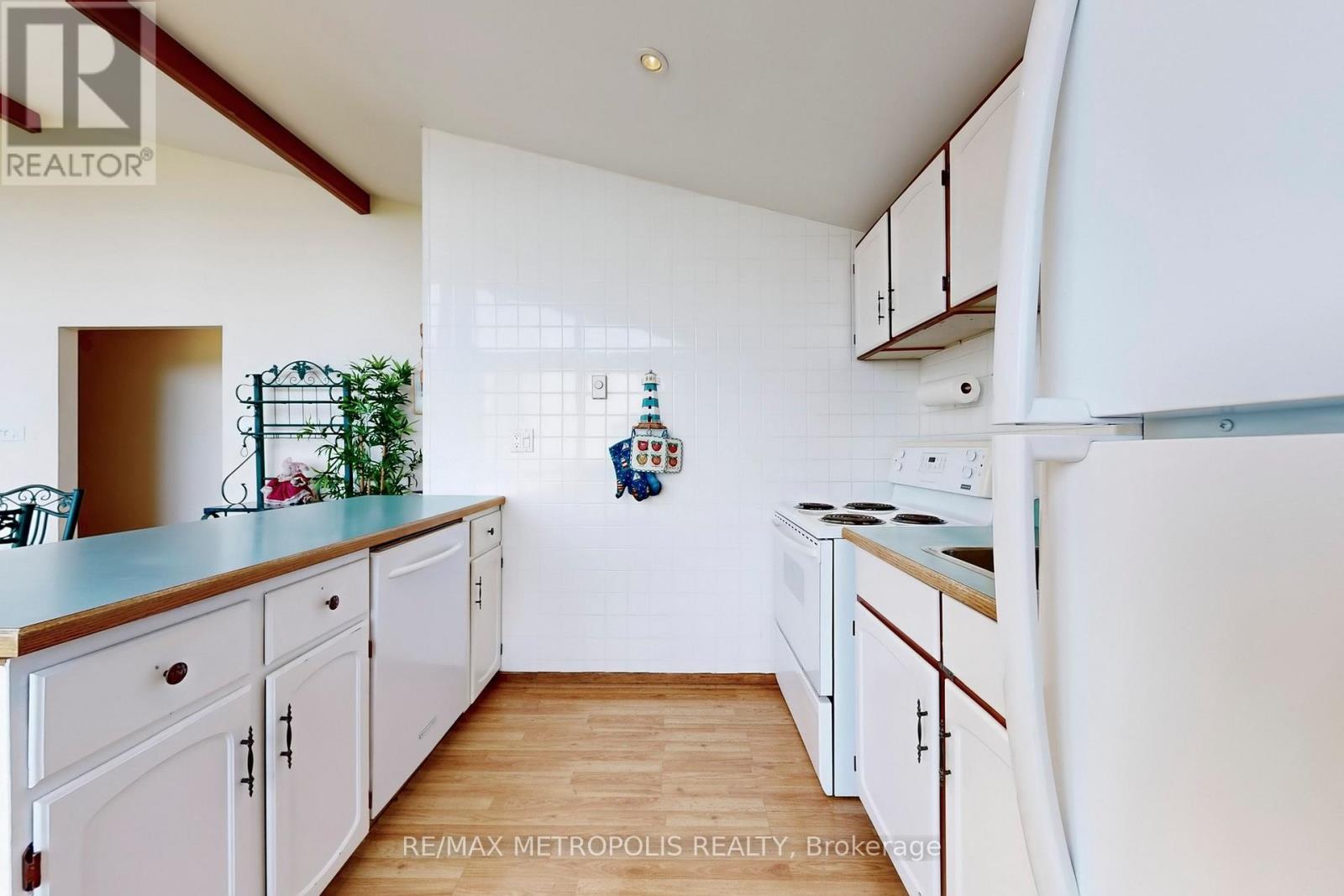 40 RABBIT ROAD - 15