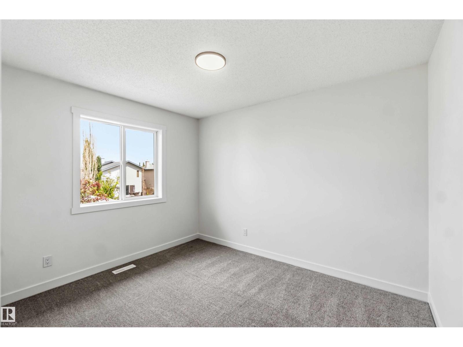 299 WESTWOOD PT — photo 31