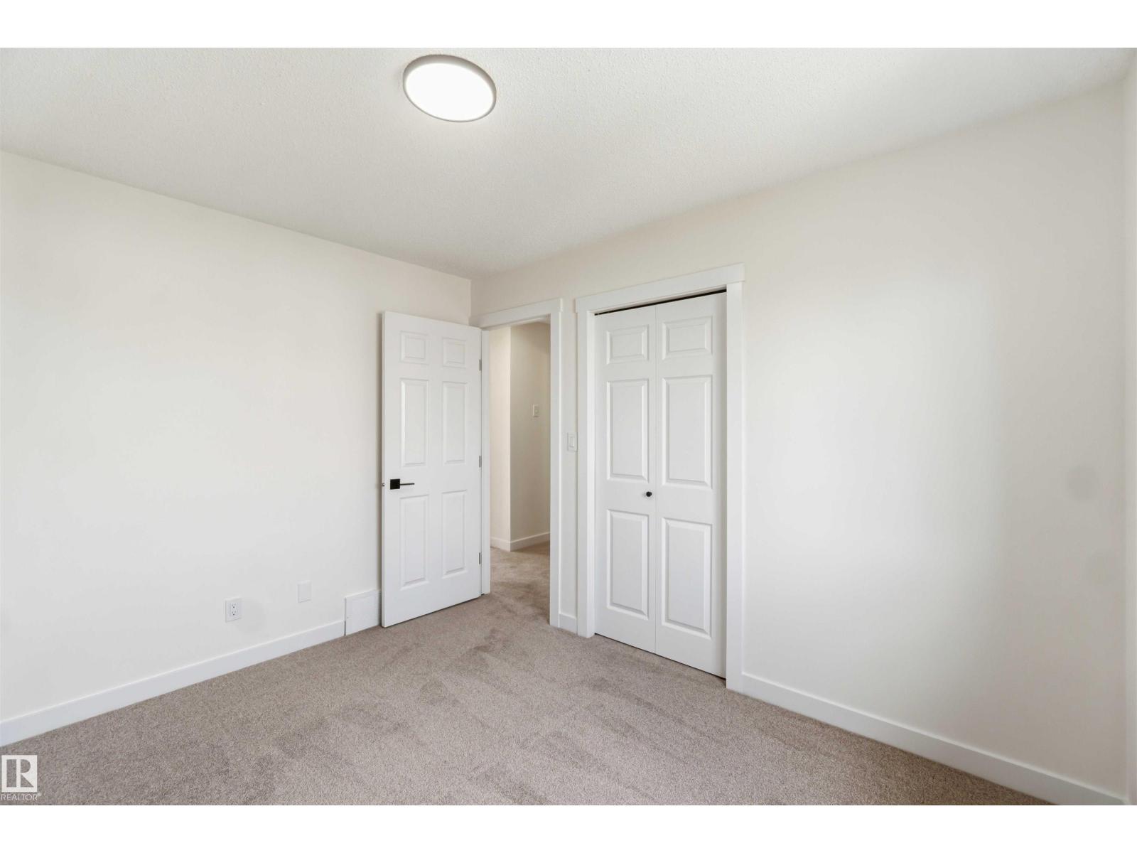 299 WESTWOOD PT — photo 32