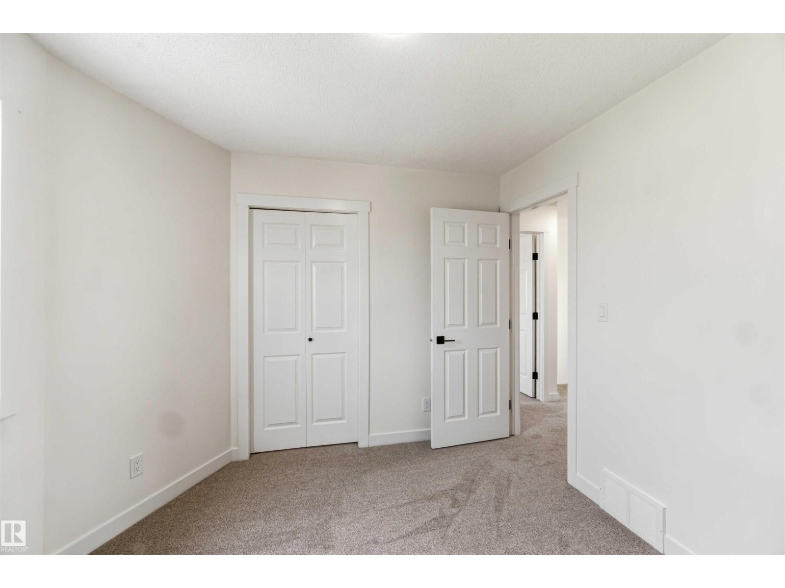 299 WESTWOOD PT — photo 34
