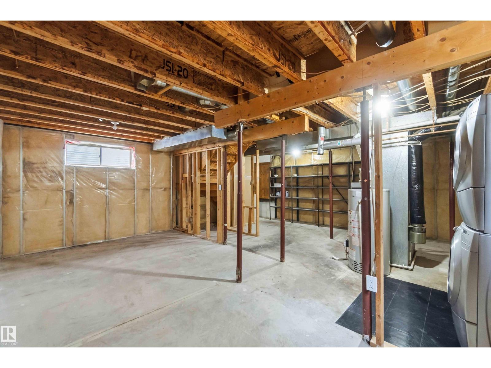 299 WESTWOOD PT — photo 44