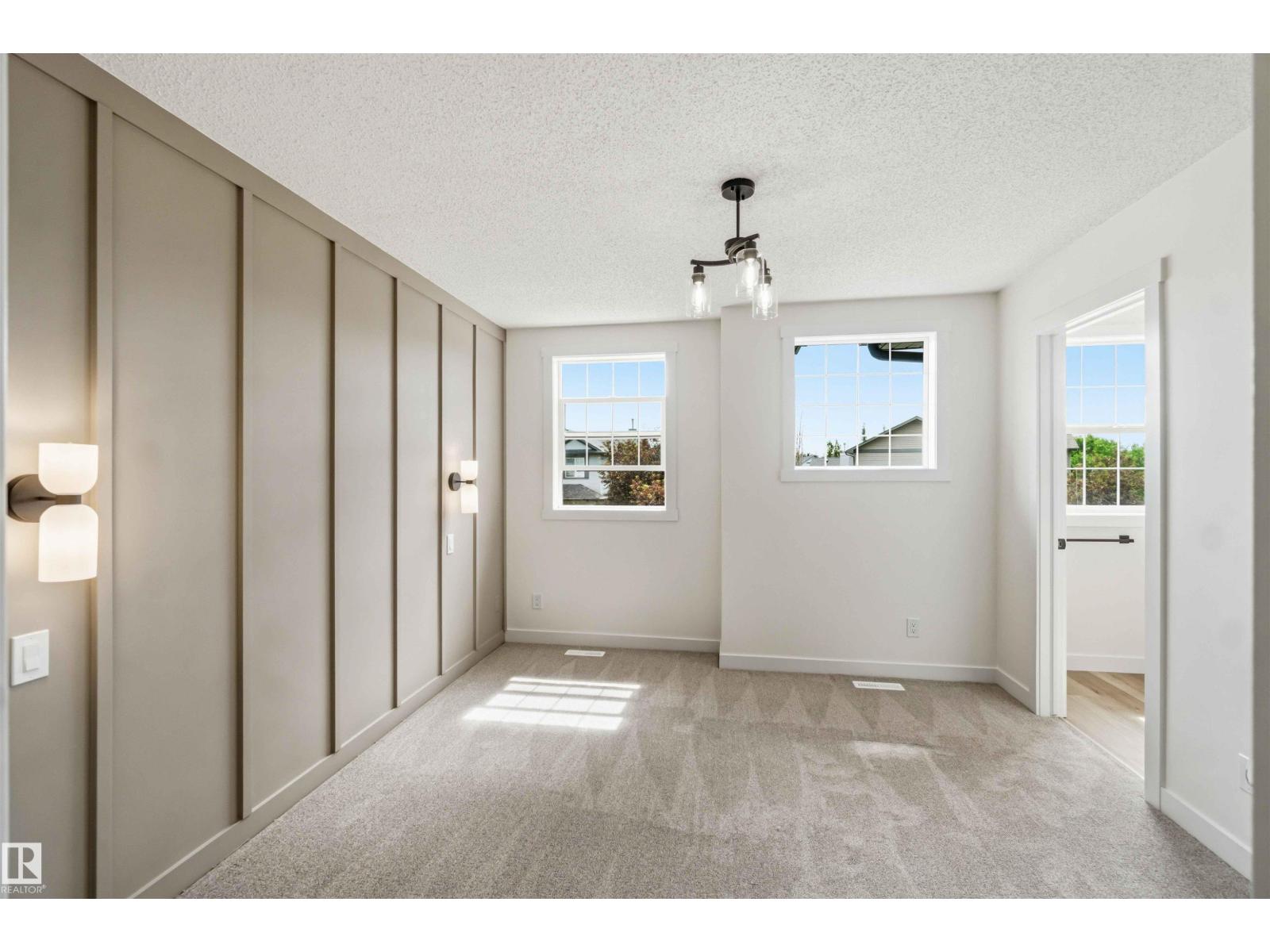 299 WESTWOOD PT — photo 37