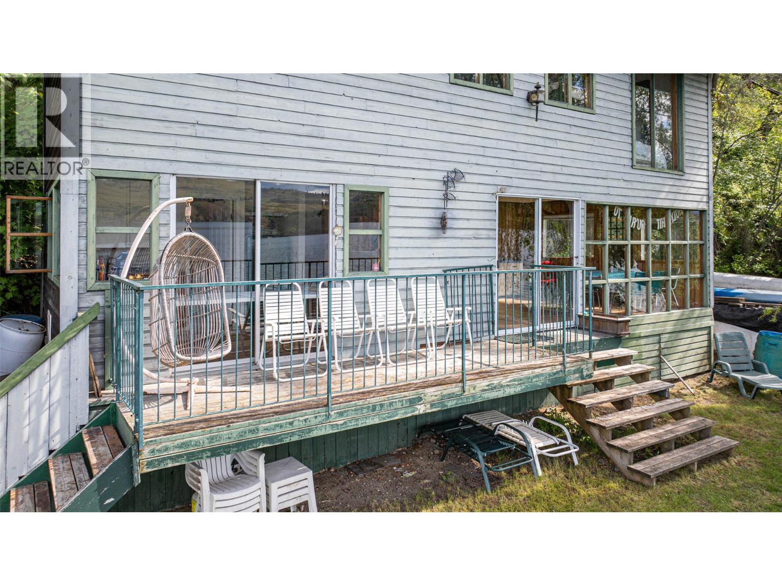 5867 Cosens Bay Road - 8