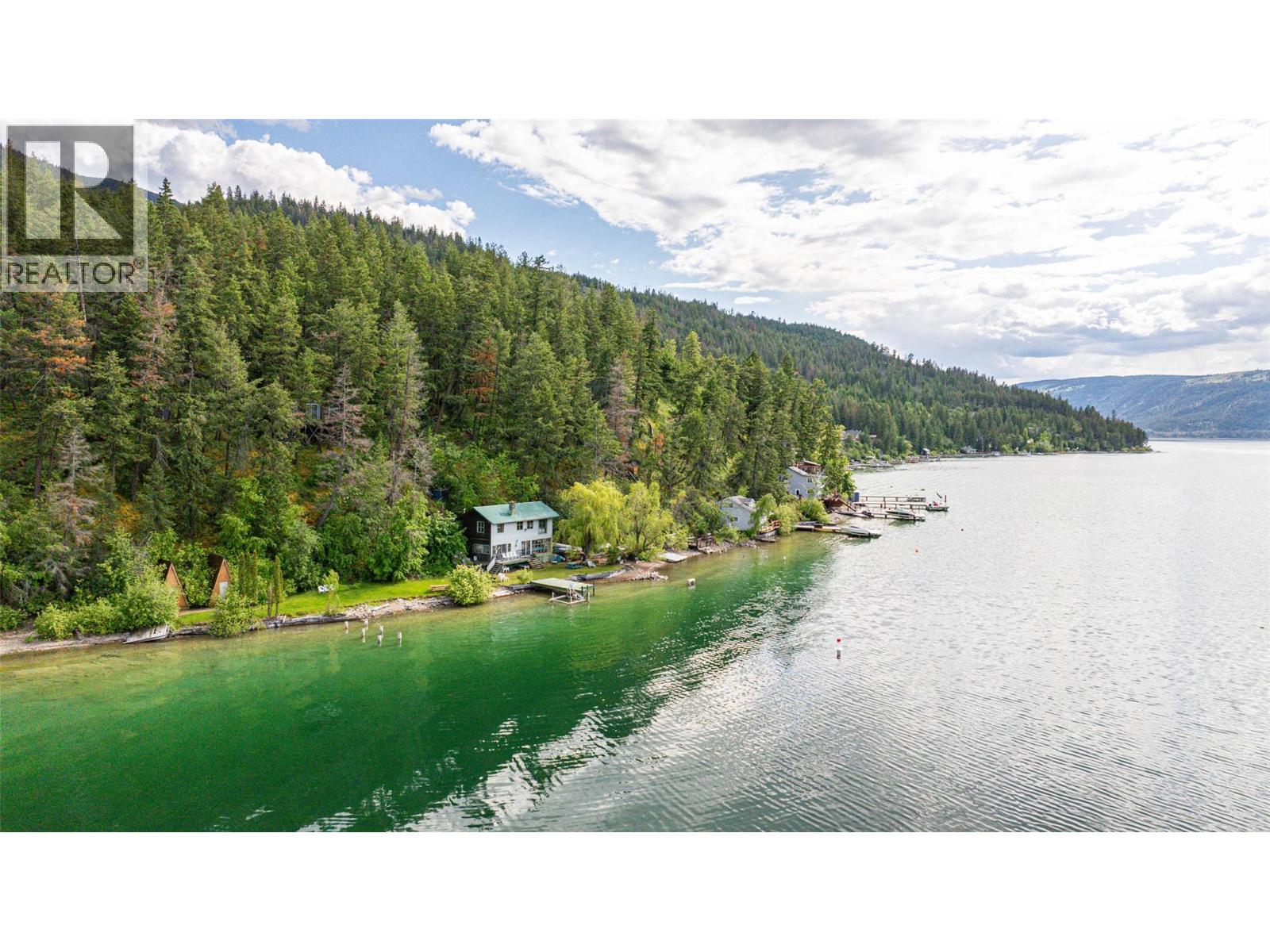 5867 Cosens Bay Road - 7