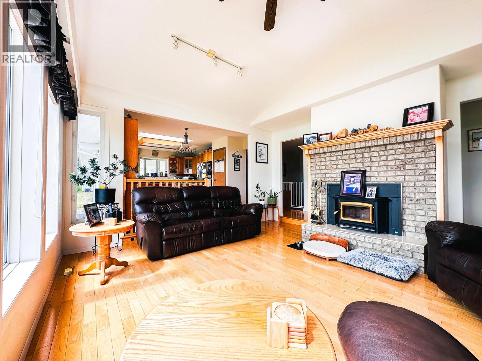 7120 BROWN ROAD - 9