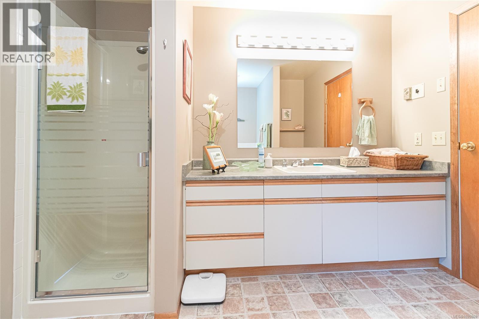 2175 Firwood Pl - 33