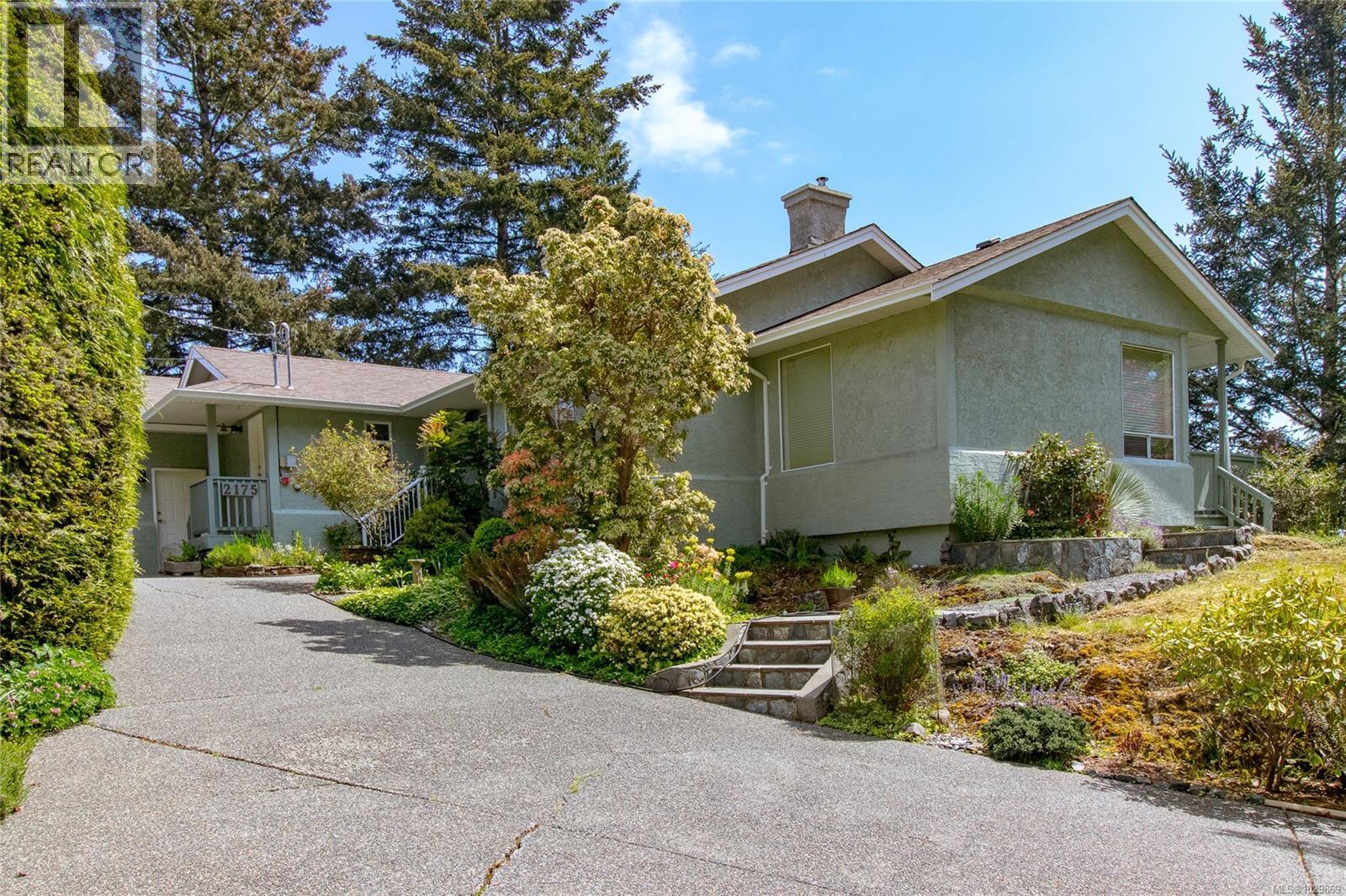 2175 Firwood Pl, Sooke — photo 3
