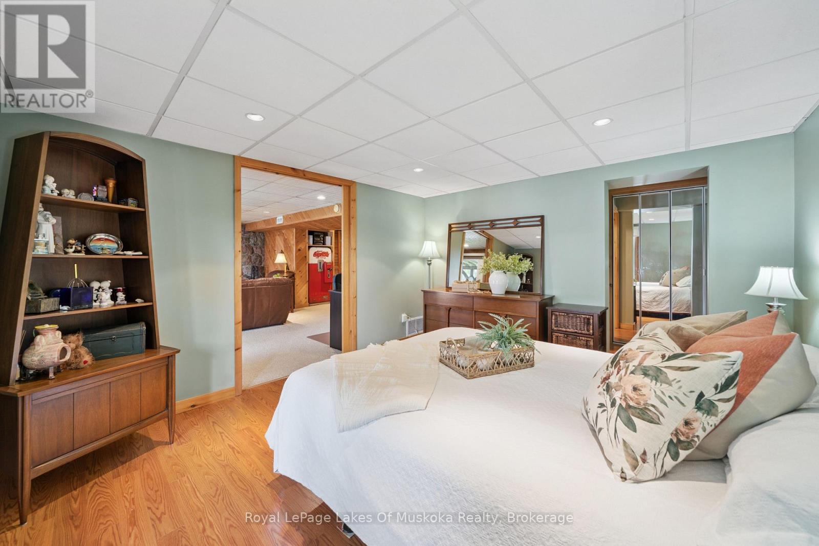 1082 KAWAGAMA LAKE ROAD - 24