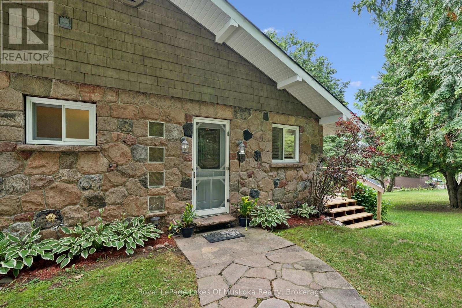 1082 KAWAGAMA LAKE ROAD - 3