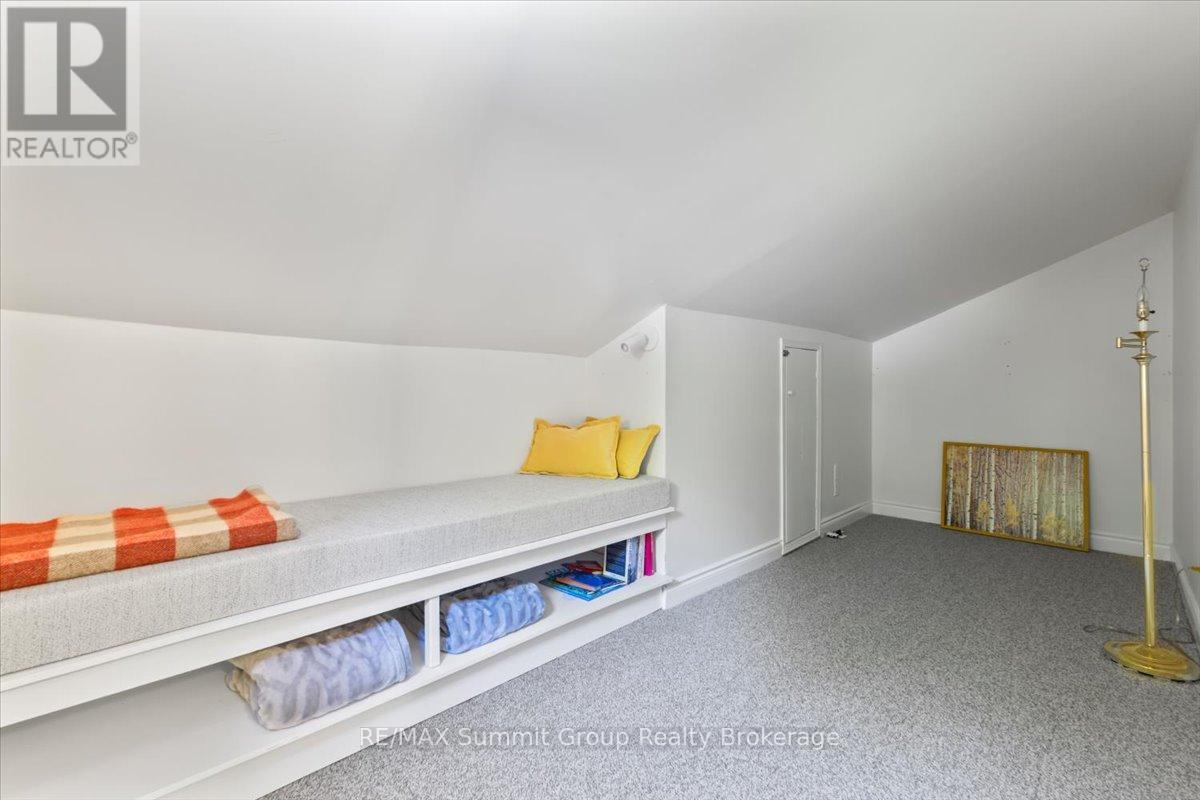 123 AMIK COURT - 15