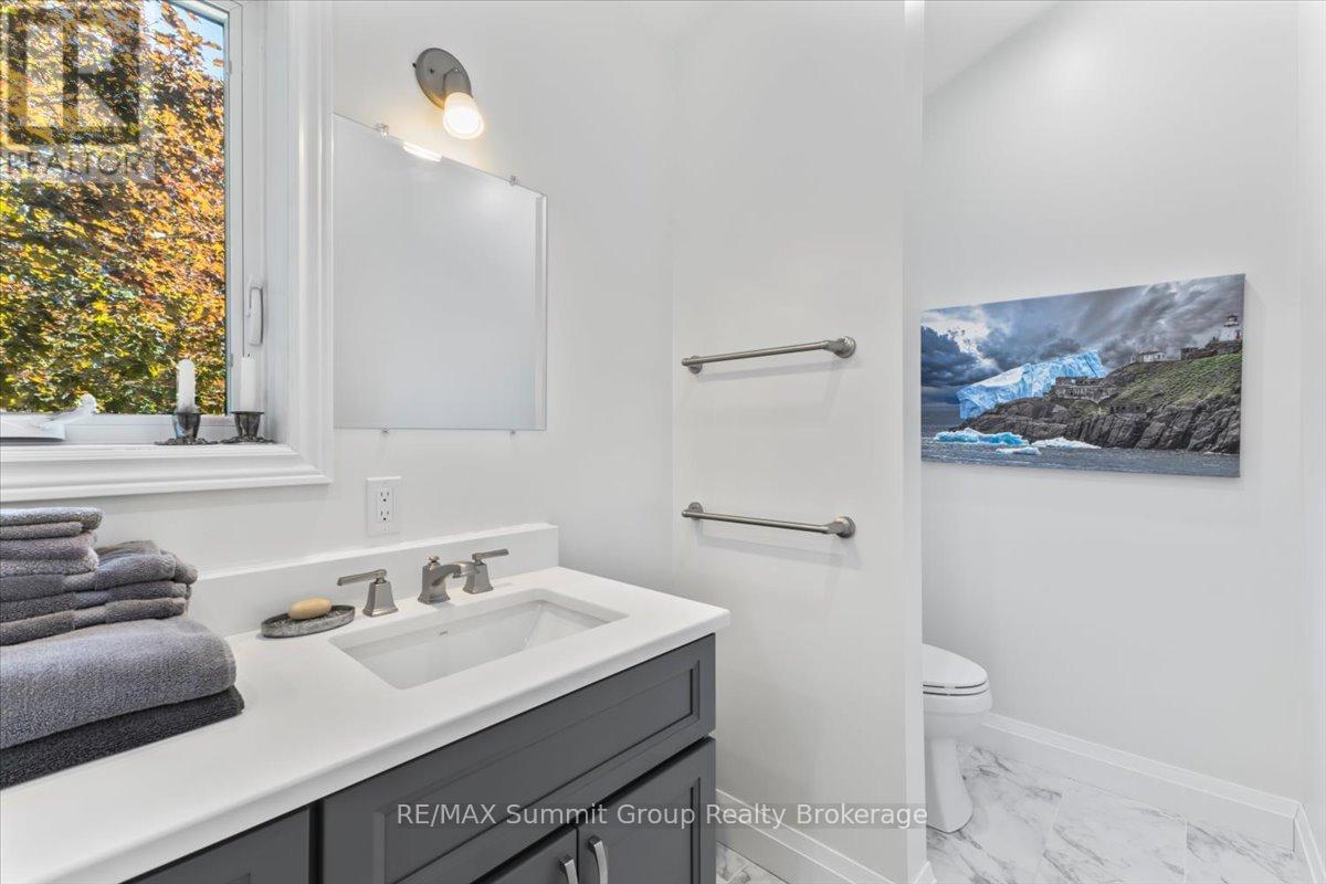 123 AMIK COURT - 19