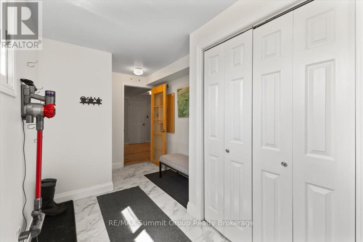 123 AMIK COURT - 21