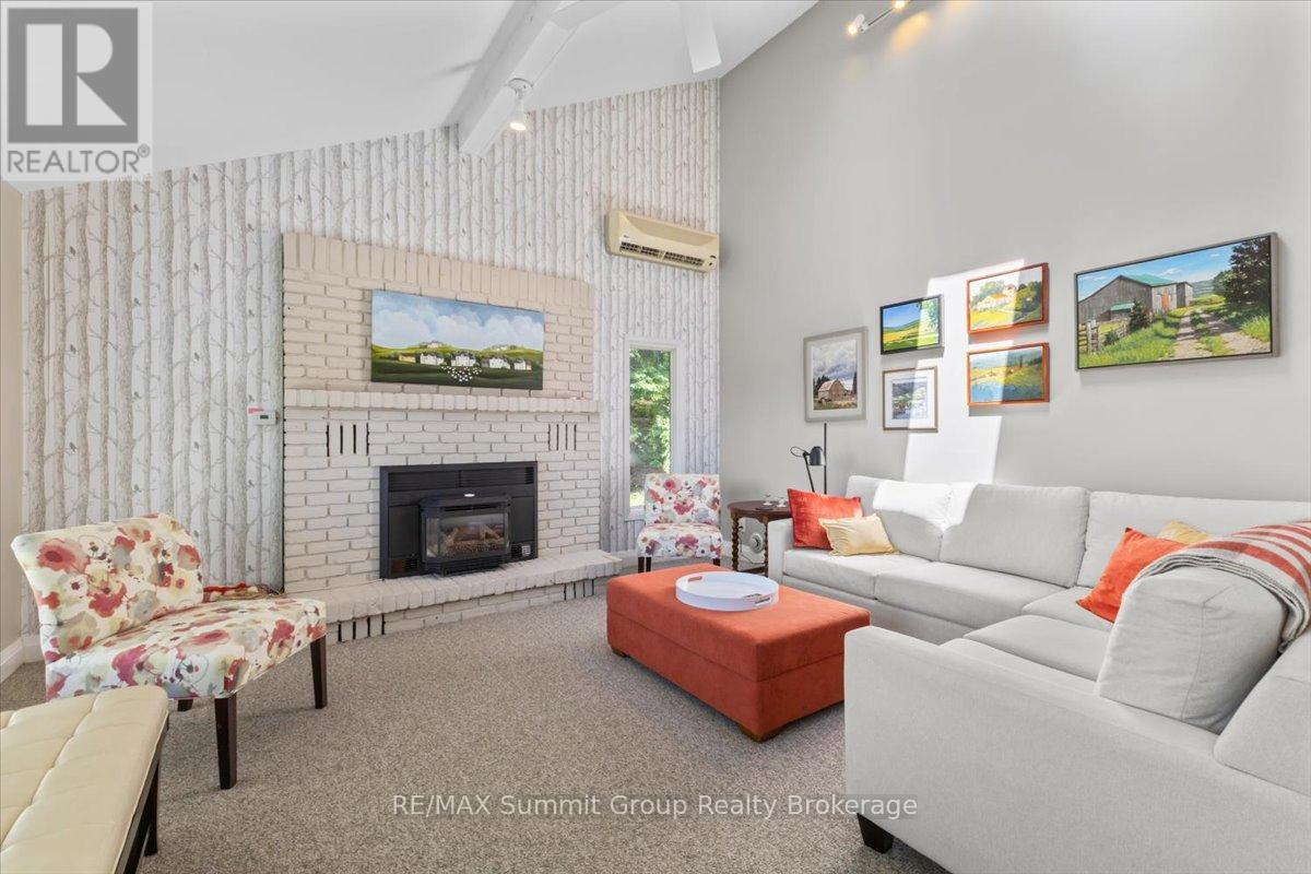 123 AMIK COURT - 5