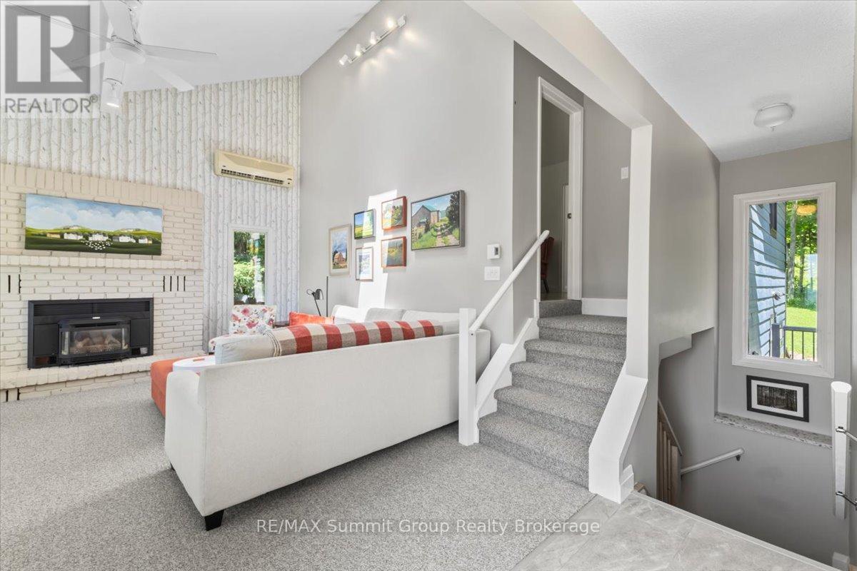 123 AMIK COURT - 6
