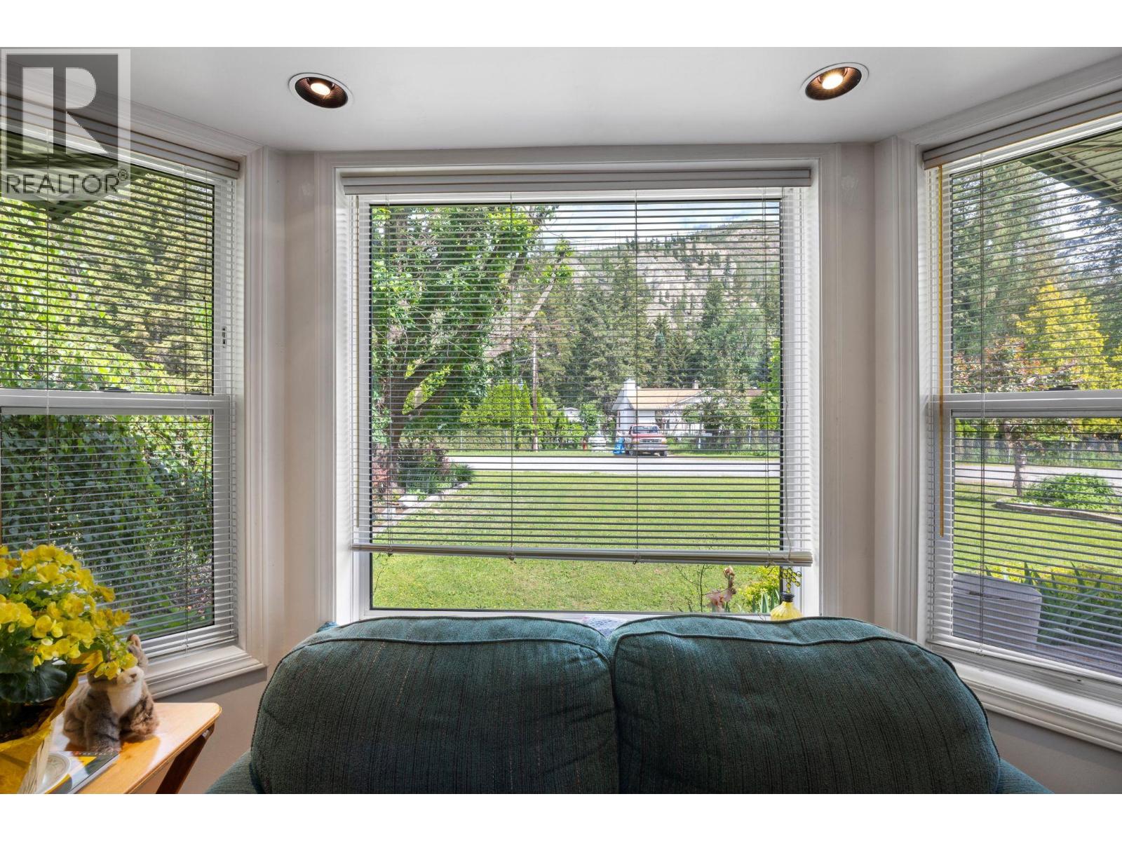 4341 Dunsmuir Road Road - 6