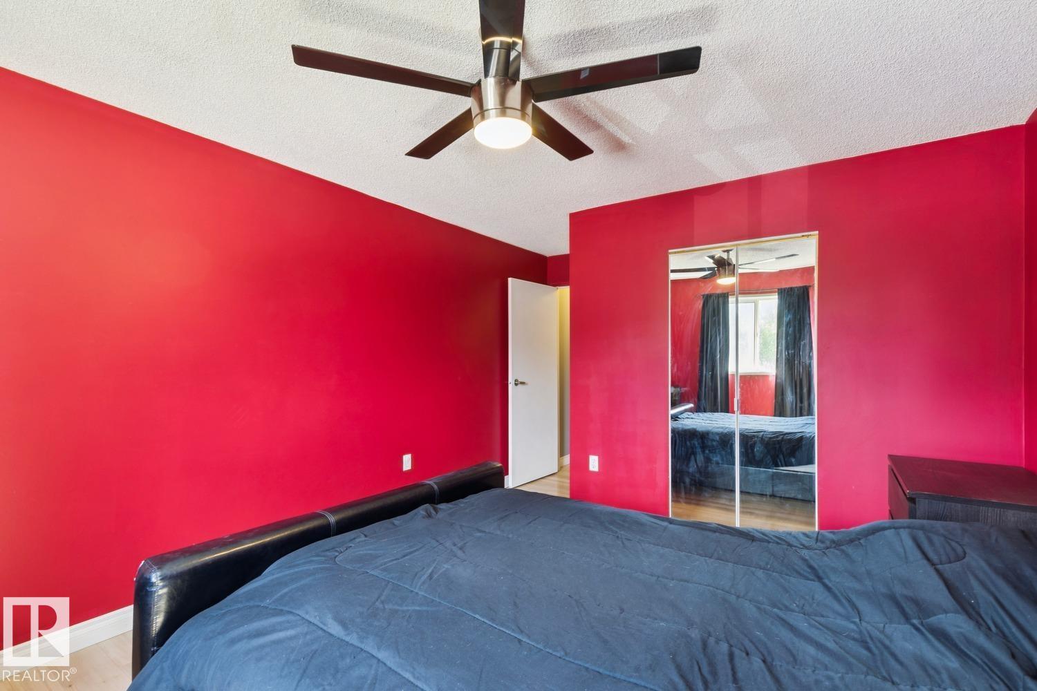 #239 10636 120 ST NW - 14